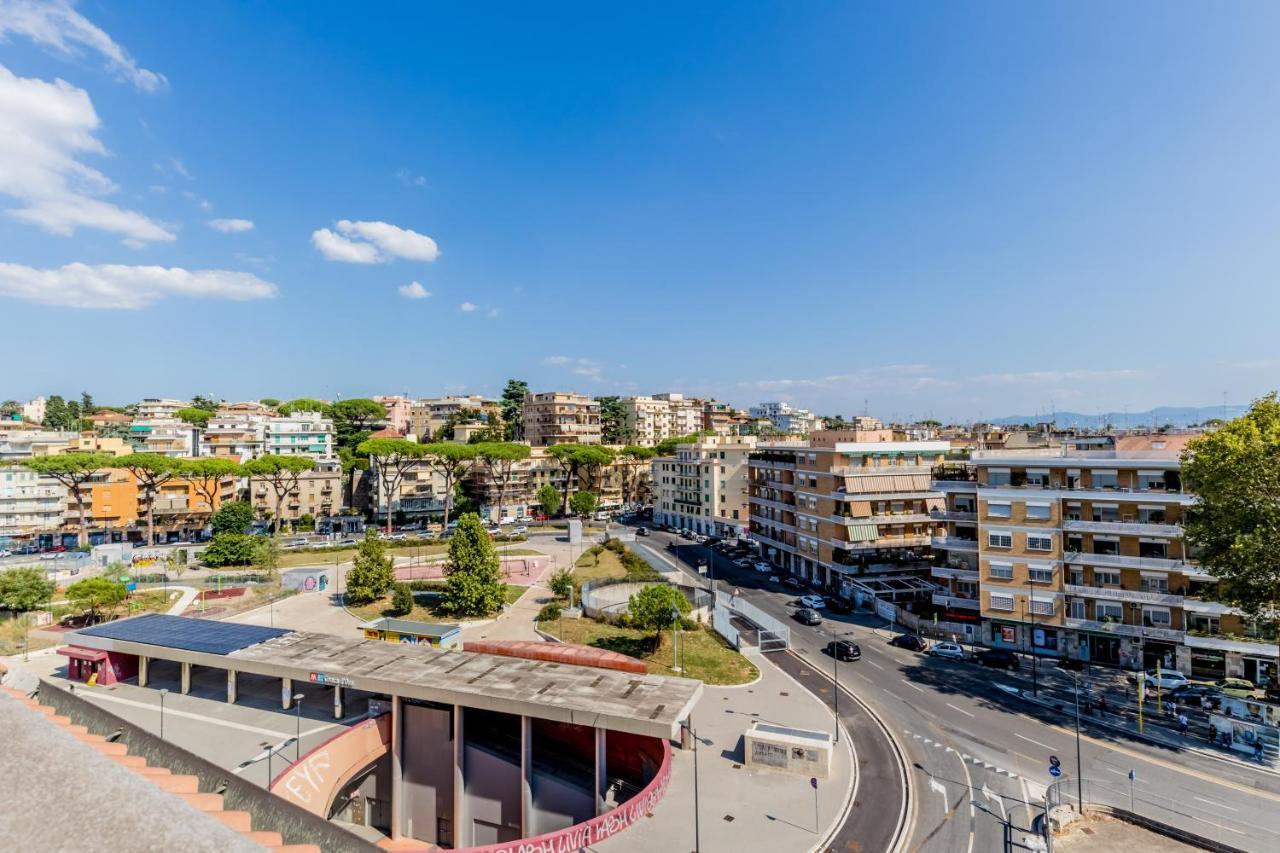 Bbhome Penthouse Bright And Elegant Metro Conca D'Oro Рим Екстер'єр фото