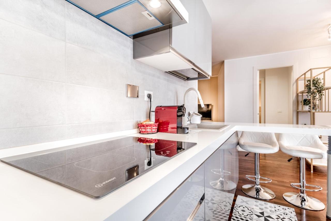 Bbhome Penthouse Bright And Elegant Metro Conca D'Oro Рим Екстер'єр фото